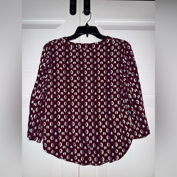 Maroon patterned blouse from Forever 21 - Picture 2 of 3